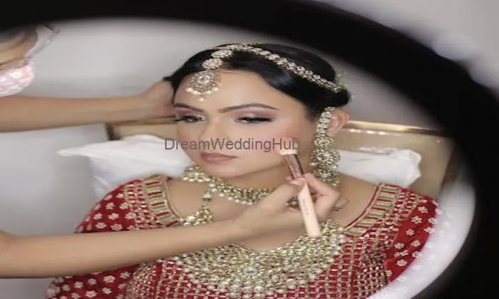 Lavanya Kapur Makeovers Lavanya Kapur Makeovers