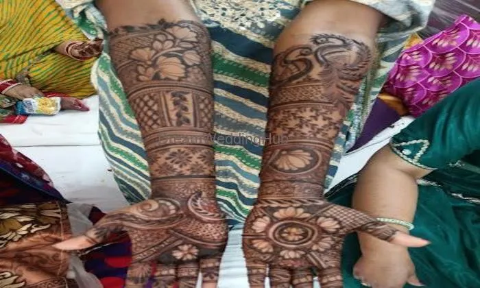Lavkush And Akhilesh Mehandi Artist