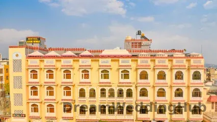 Laxmi Niwas Hotel
