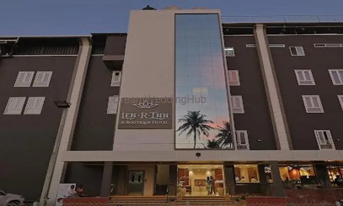 Len-r-inn A Boutique Hotel