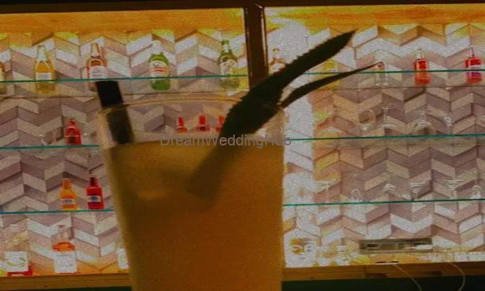 Level 6 Bar