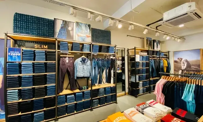 Levis Exclusive Store Bathinda