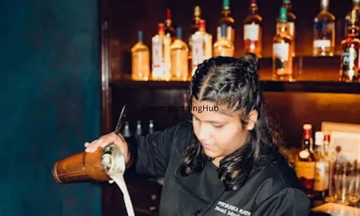 Loulou Cocktail Bar