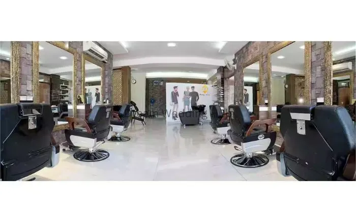 Lovely Salon
