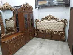 Lucky Furniture 