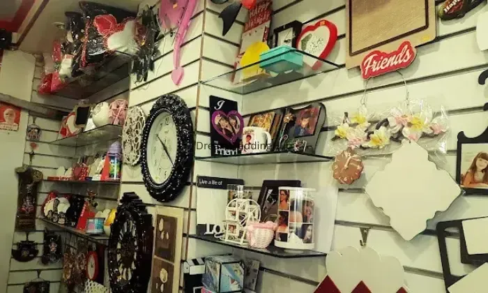 Lucky Gift Shop