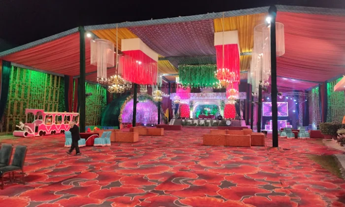 Lucky Tent House