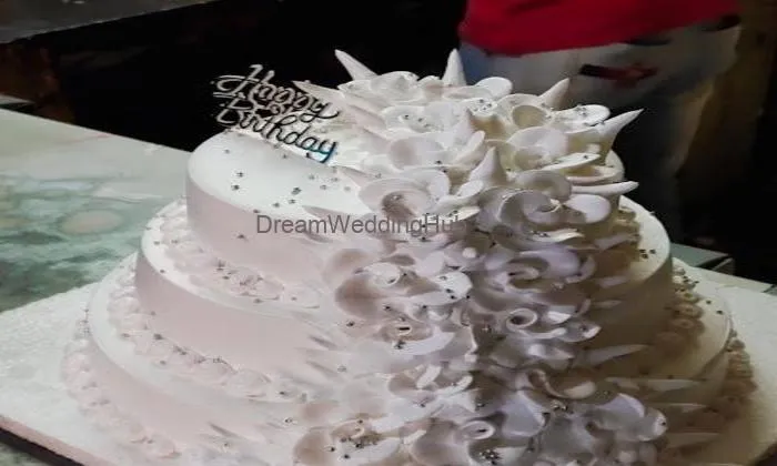 Luckyraj Bakery