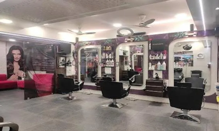 Lunar Beauty Parlour