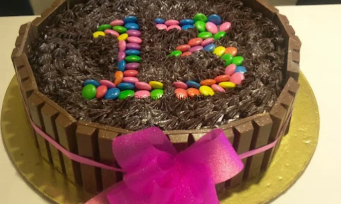 Luxmi Bakers