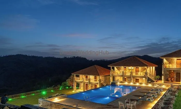 Maanvilla Resort