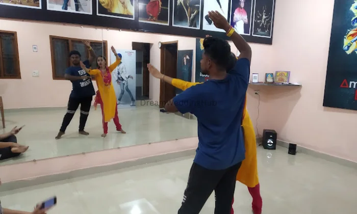 Mad Dance Studio