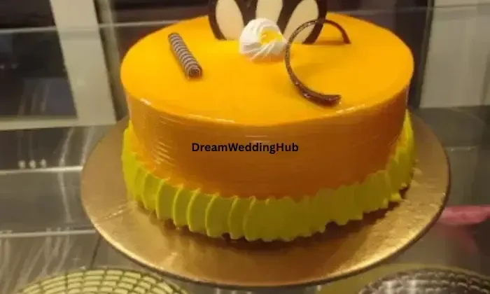 Madame Cake  Bakes