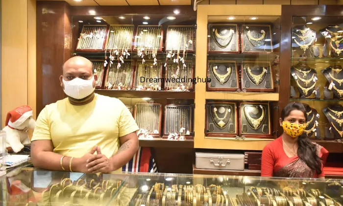 Madhabi Gold House