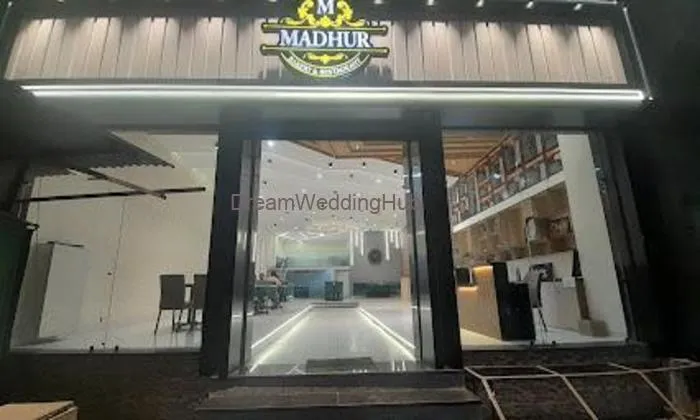 Madhur Bakery And Restaurant
