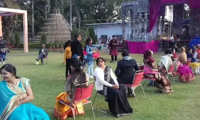 MADHUR MILAN MARRIAGE GARDEN