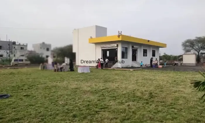 Madhurangan Lawn