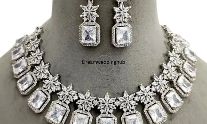 Madhuri  Jewellers