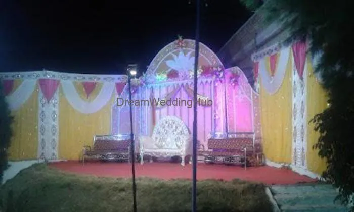 Madina Lawn
