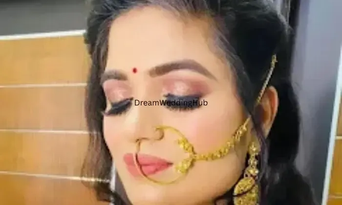 Mahima Udhwani  Make Up Artist