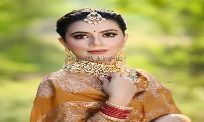 Make Up By Gagan Mahal