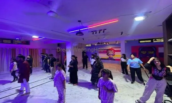 Make Your Own Moves Dance Studio
