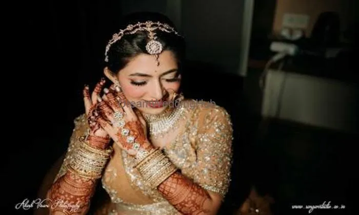 Makeovers By Ishu Makeovers By Ishu