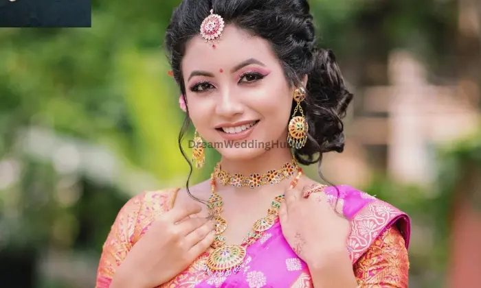 Makeup Artist Kakalii