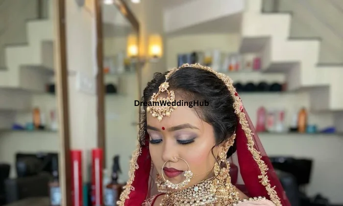 Makeup Artist Noida