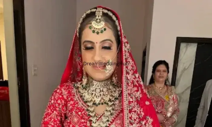 Makeup By Divya Mehra