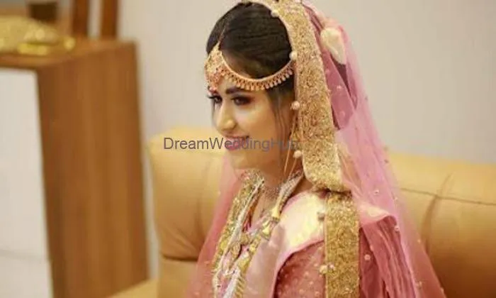 Makeup By Zee