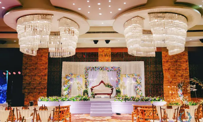 Making Memories Decorator