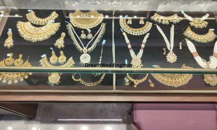 Malabar Gold And Diamonds  Phool Bagh  Kanpur