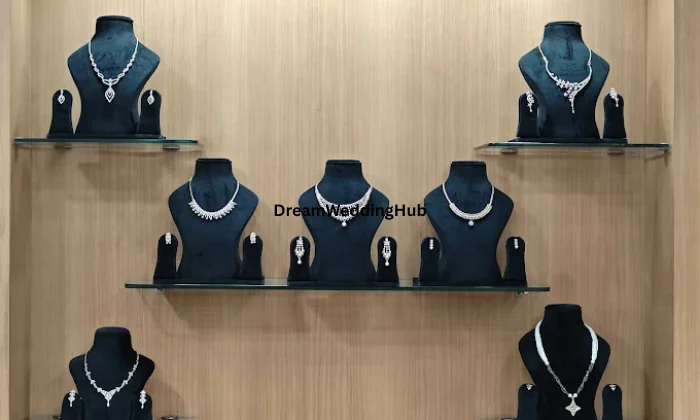 Malhotra Jewellers Noida Malhotra Jewellers Noida