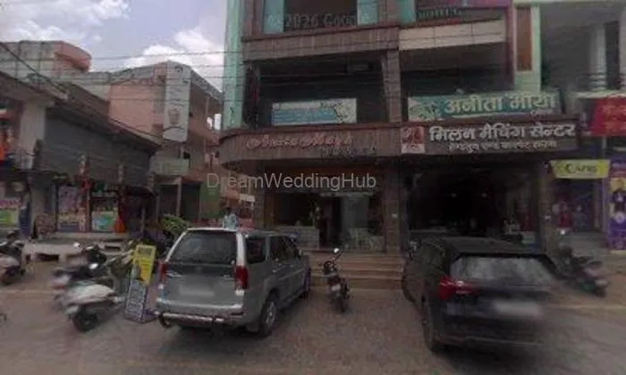 Manali Shangar Store