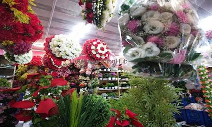 Maniyara Gifts & Flowers
