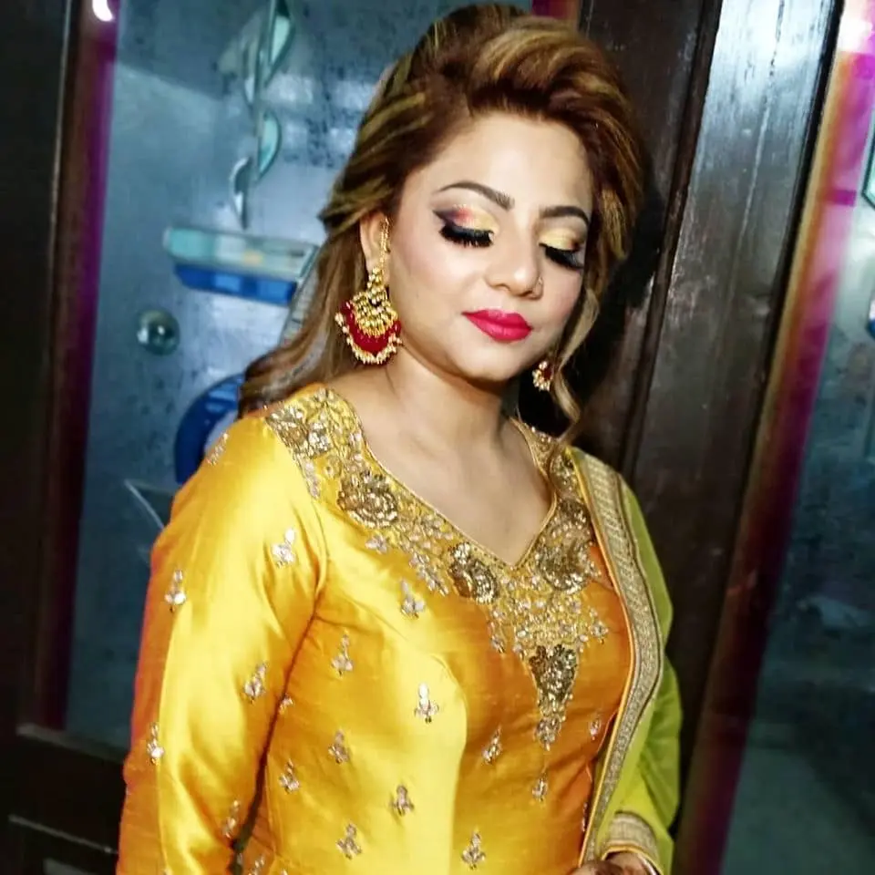 Manju Kapoor Makeup Artist