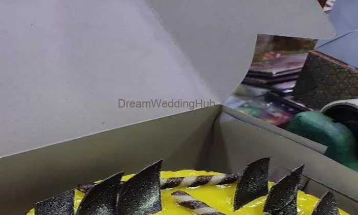 Mannat Bakery And Sweets