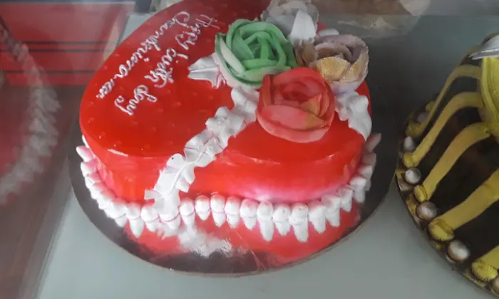Manohar Bikaneri  Cake And Pastry Shop In Krishna Nagar
