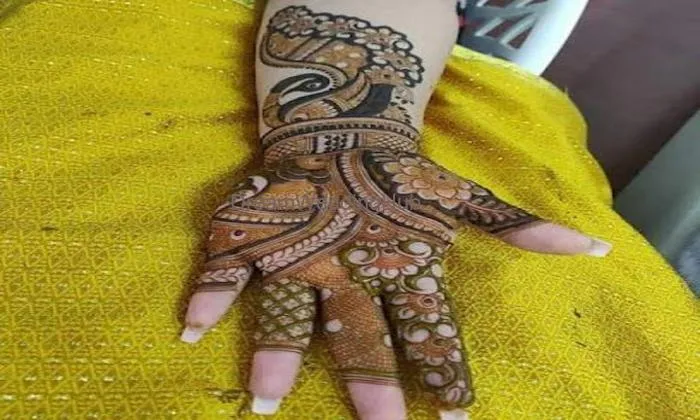 Manoj Mehandi And Ink Tattoo - Best Mehandi Artist Nagpur / Best Tattoo Artist Nagpur