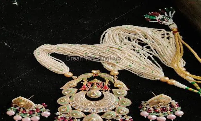 Mansi Art Jewellers