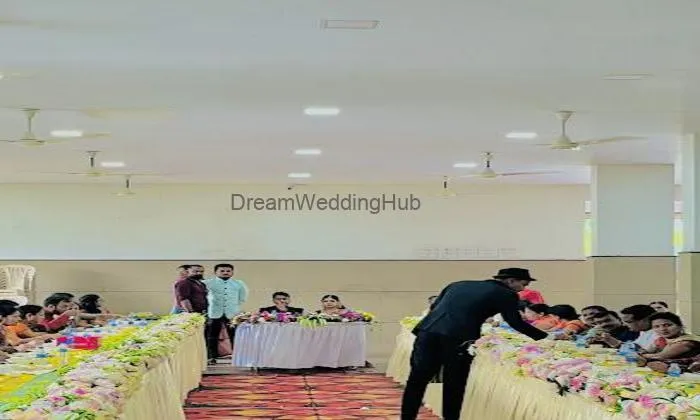 Mateshwari Caterers Akluj Dilip Maharaj