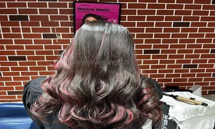 Matrix The Hair's Unisex Salon Matrix The Hair's Unisex Salon