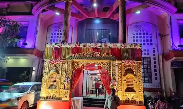 Mauli Banquets