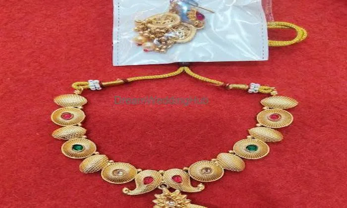 Mauli Imitation Jwellary And Cosmatics