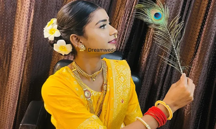 Mavariya Makeup