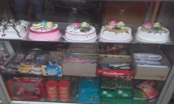 Maya Bakery & Icecream Parlour