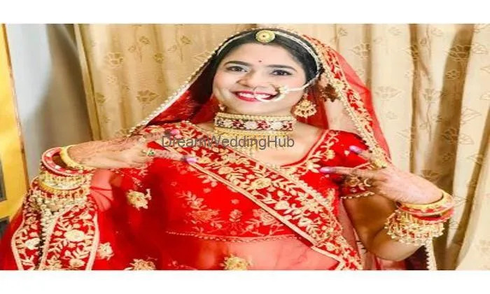 Mayur Beauty Parlour