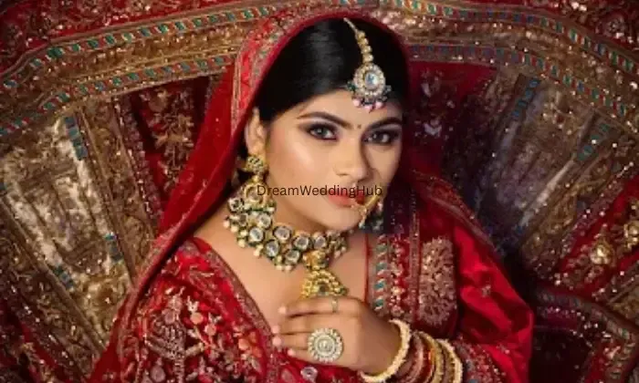 Meenakshi Beauty Salon