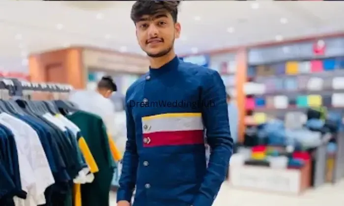 Meera Mens Avenue